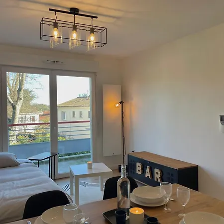 Elegant & Cosy Pres De Bordeaux דירה *